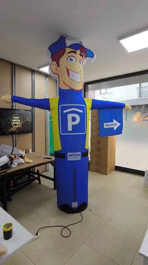 APCOA Parking — Figura di addetto con indicazione