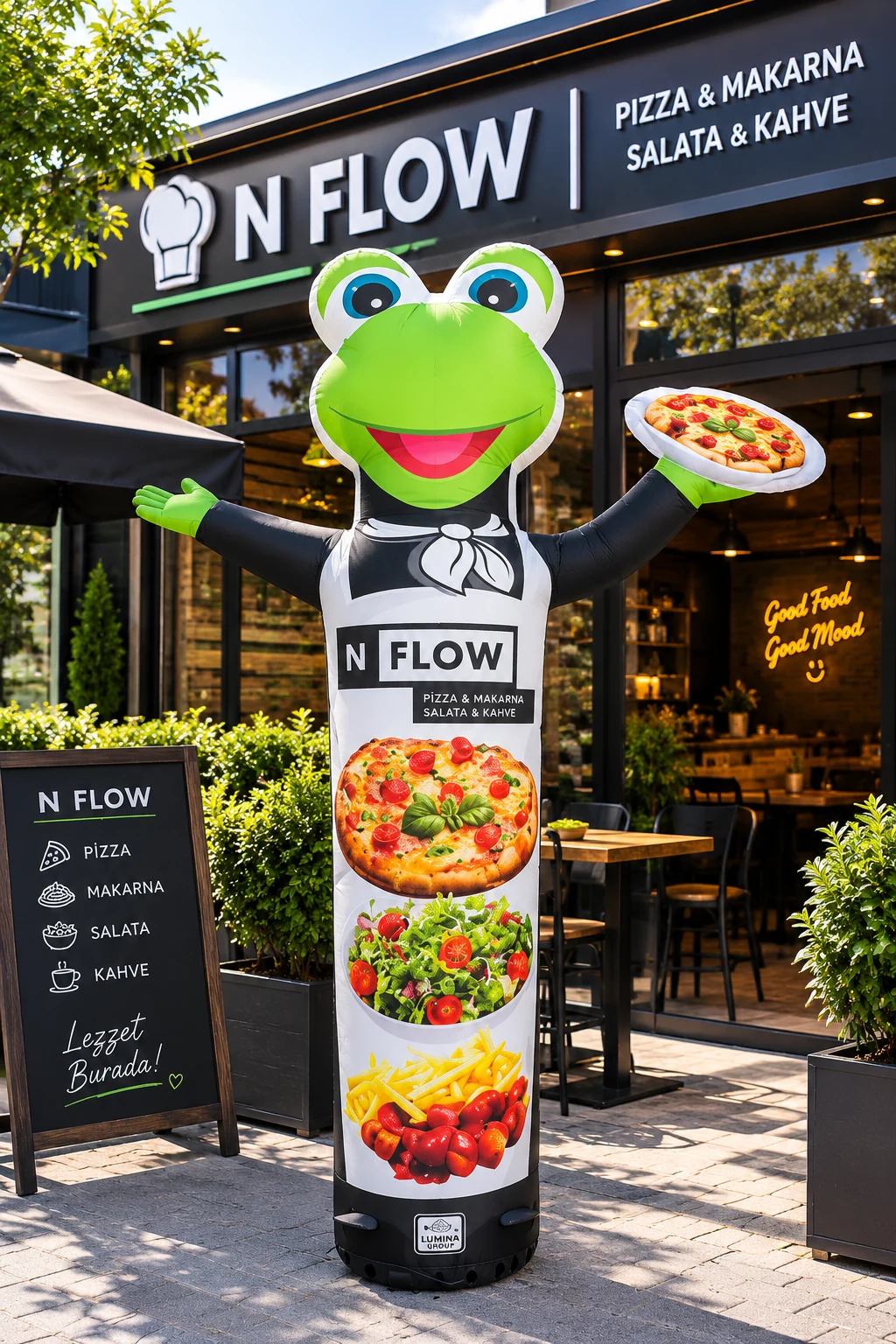 N Flow — Mascotte chef rana con pizza